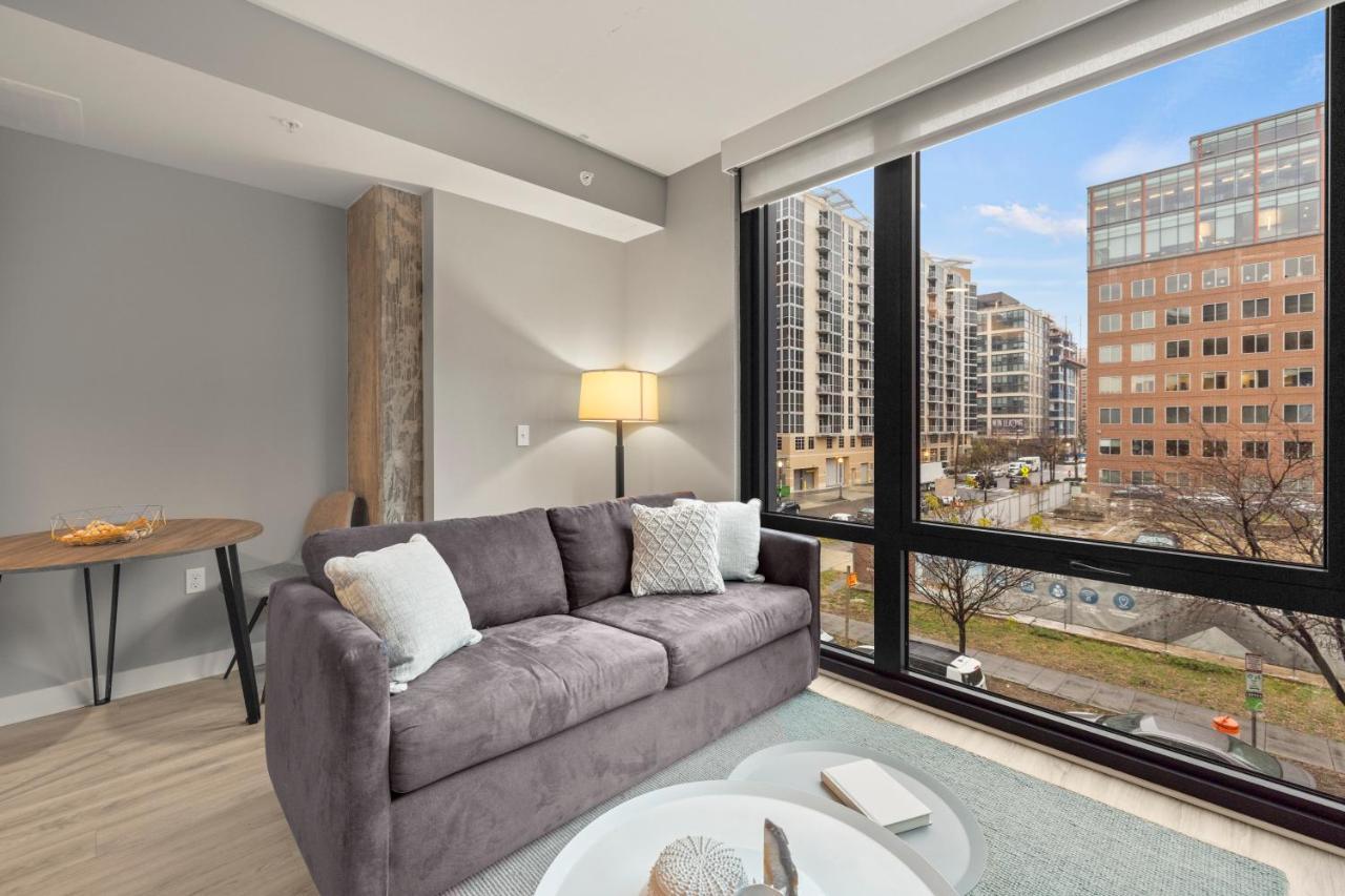 Coda On Half, A Placemakr Experience - Navy Yard Washington Bagian luar foto